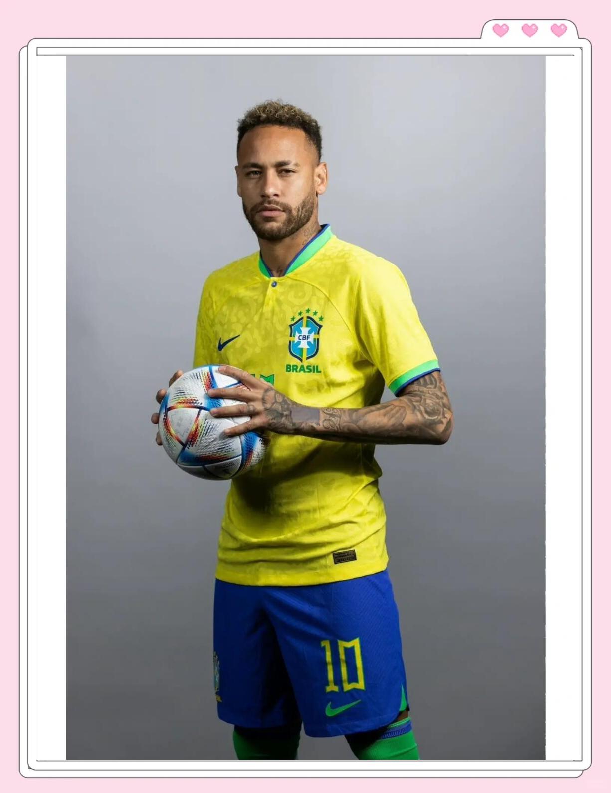 独行侠新太子？赛后众多球迷等待弗拉格签名合影