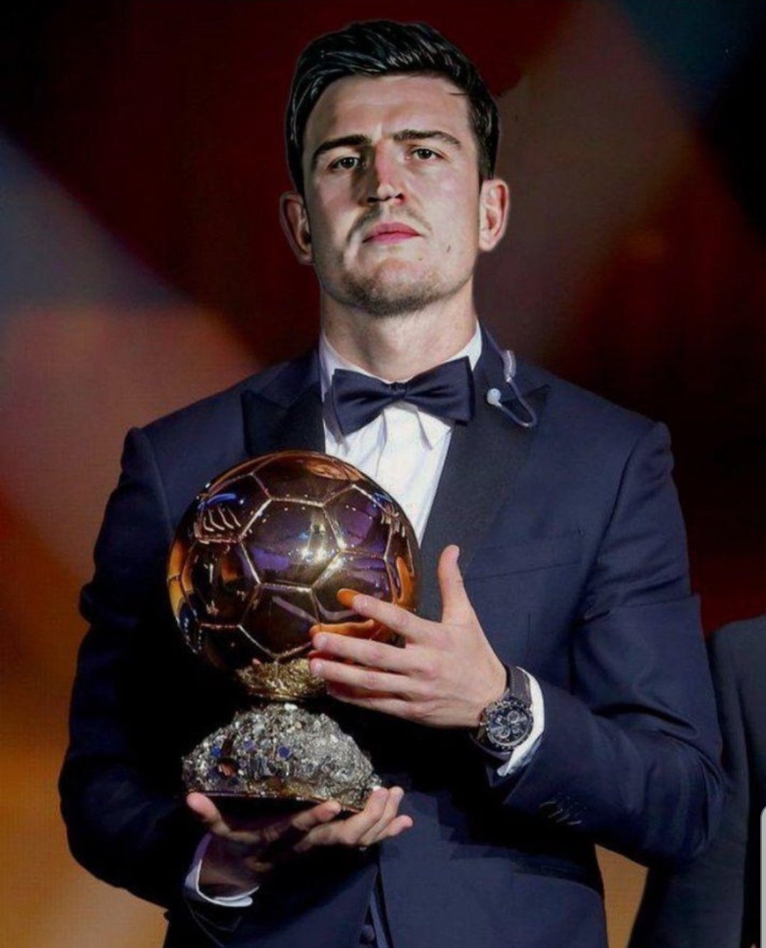 随着莱切1-0比萨，意甲最新积分榜出炉：紫百合令人大跌眼镜（莱切1-0小胜比萨，意甲积分榜更新：紫百合表现出人意料）