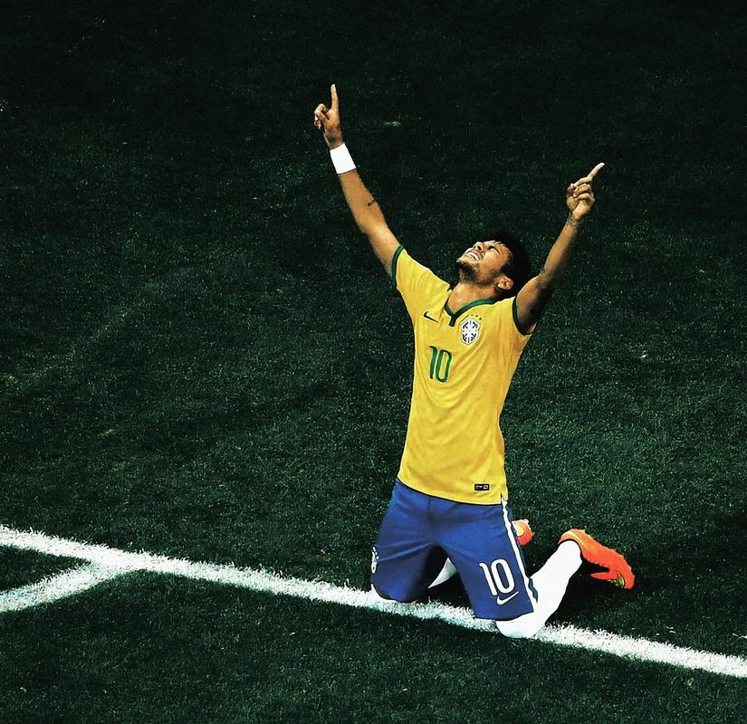 意甲联赛球队表现对比分析（意甲各队表现对照评析）