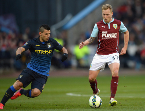 西甲做客伯纳乌替补上演梅开二度，斯韦德贝里是历史第三人（客场伯纳乌替补双响，斯韦德贝里成史上第三人）