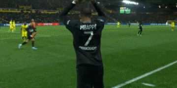 德国杯1／8决赛：拜仁3-2柏林联合 凯恩破门+送点柏林联合两送乌龙